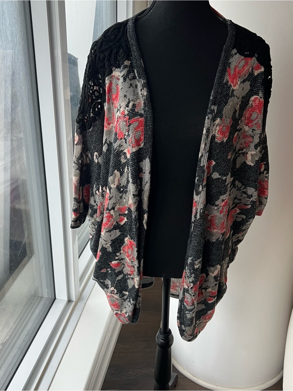 Abercrombie & Fitch Black Floral Open Cardigan with Lace Shoulders